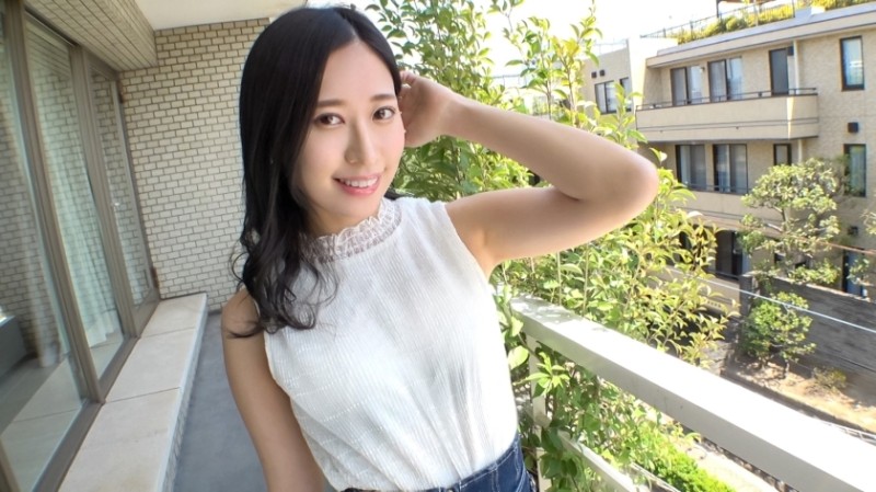 SIRO-4544 - [First shot] [Beautiful sister with a half face] [Erotic abdominal muscles that stand out] A beautiful sister who fascinates with beautifu